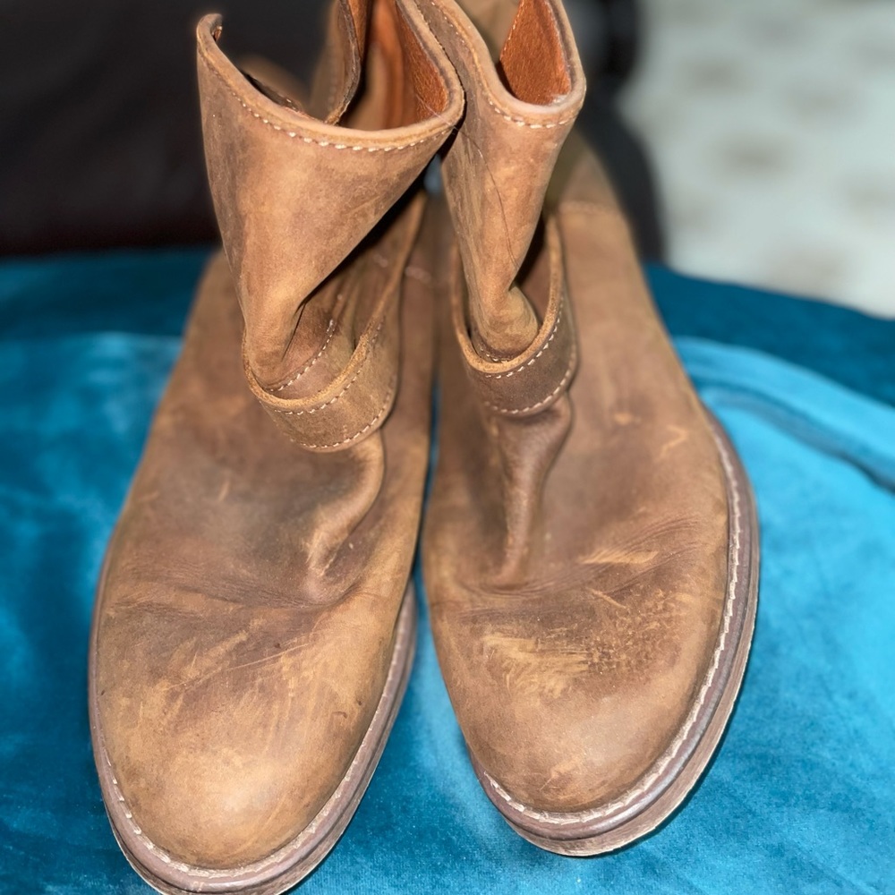 Rustic brown boots by Madewell..